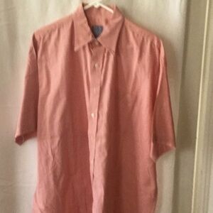 JOS. A, BANK STAY COOL Men’s short sleeve shirt in new condition